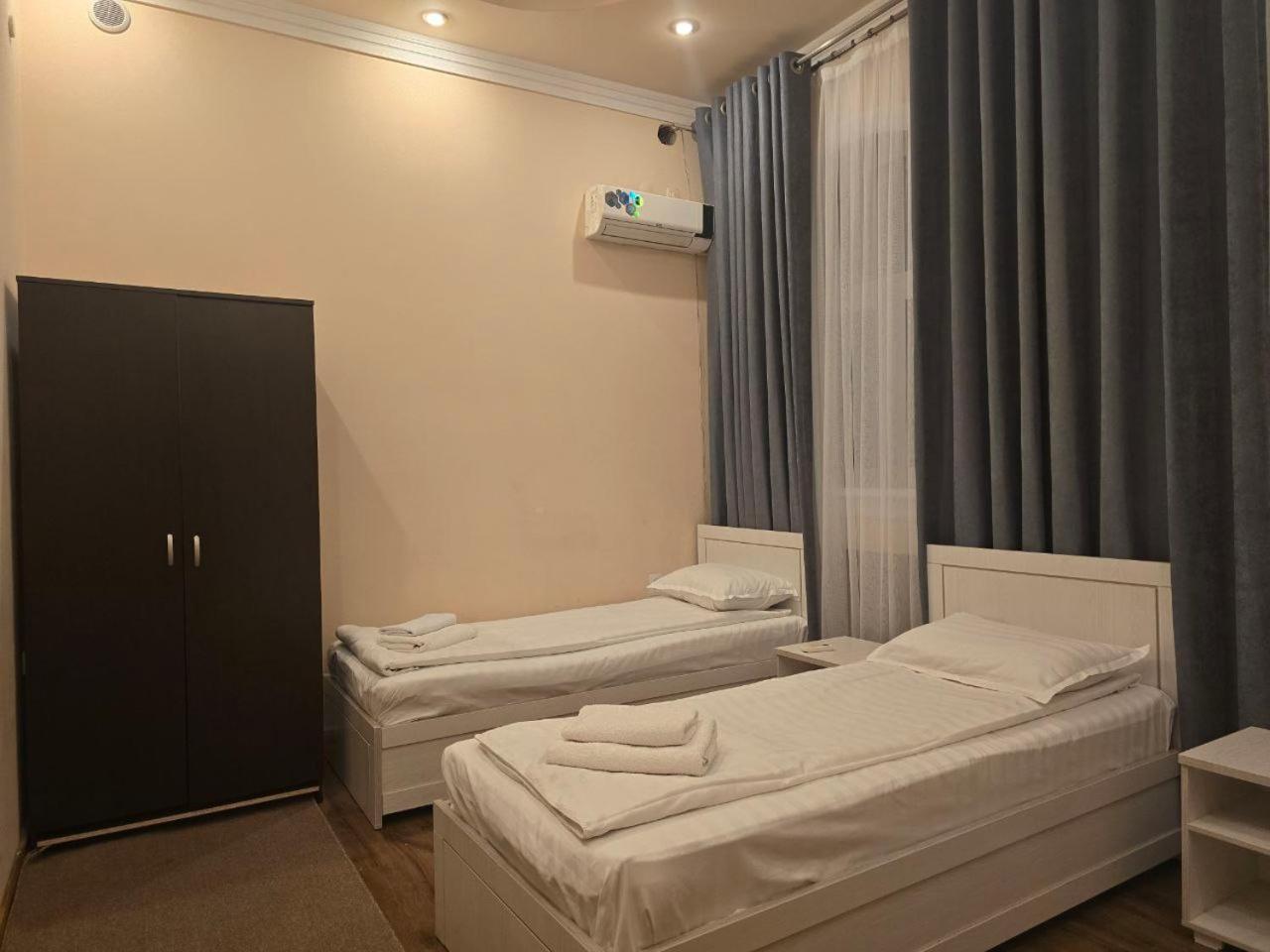 Guesto Hostel Tasjkent Eksteriør bilde